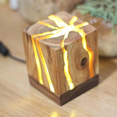 Trapped Light Wooden Cube Lamp