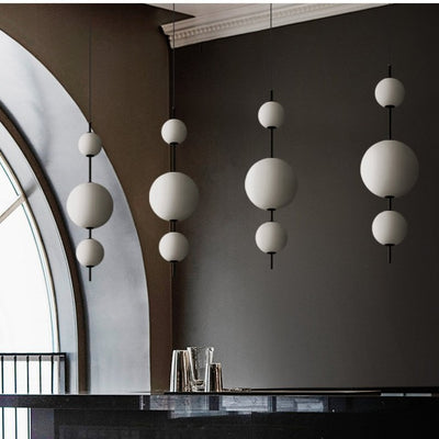 Avant-garde Hanging Modern Pendant Lamps